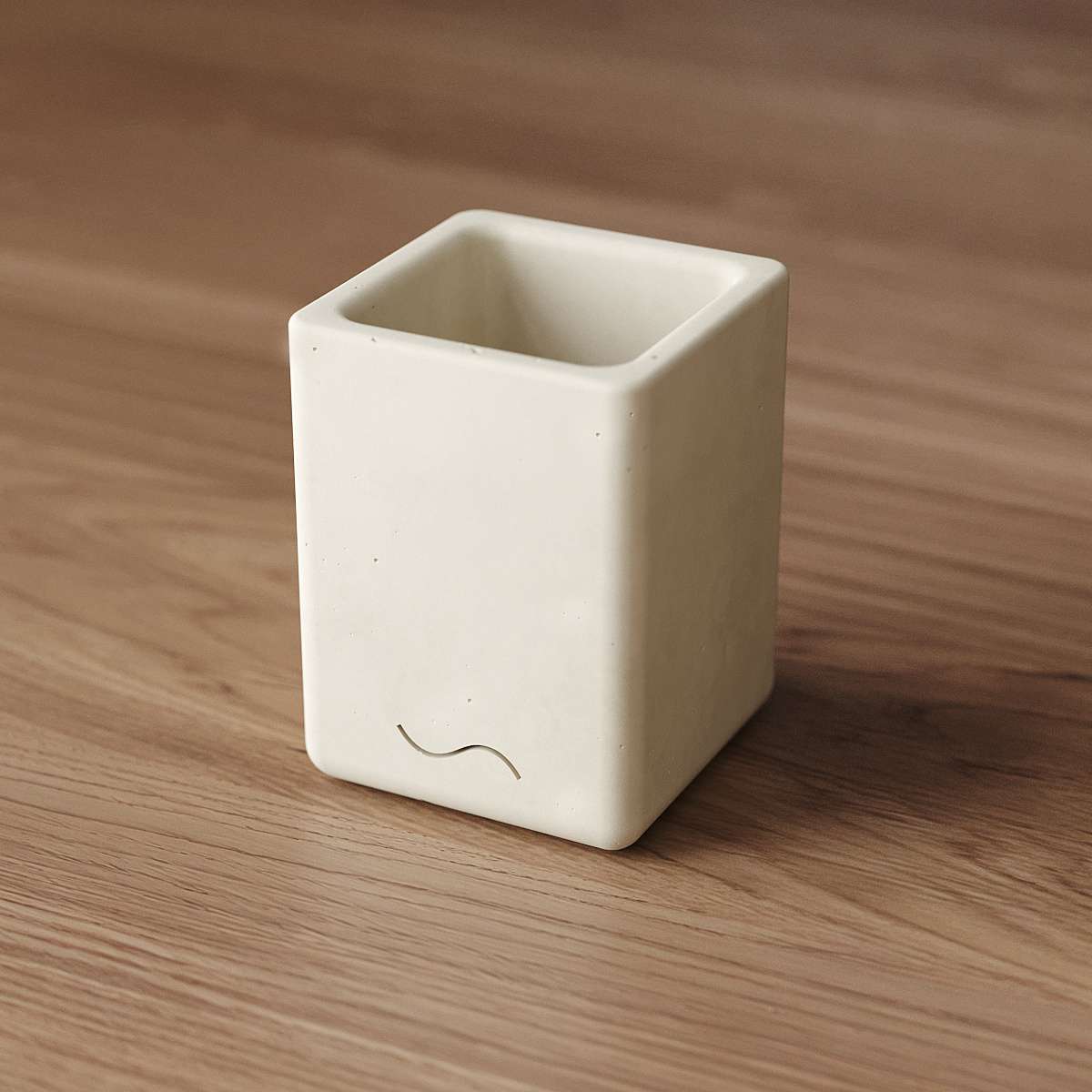 Emily_Toothpick_Stand_Ivory_m2